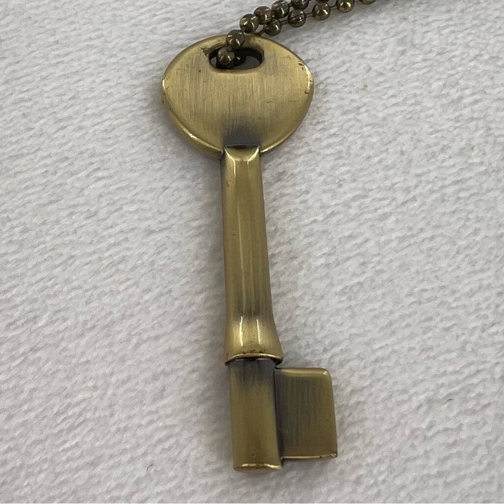 Fossil Brass Bag Tag - Picture 4 of 6